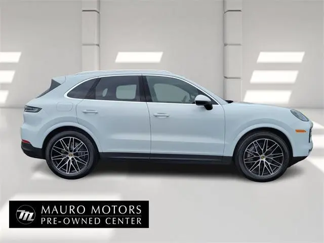 2024 Porsche Cayenne Base