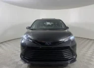 2023 Toyota Sienna Woodland Edition