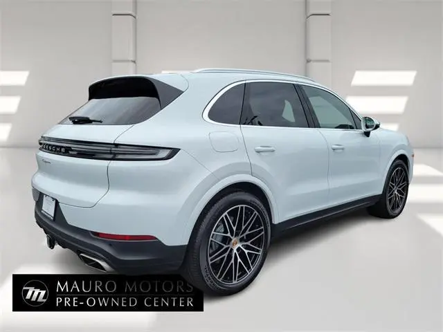 2024 Porsche Cayenne Base