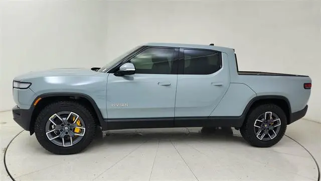 2022 Rivian R1T Adventure