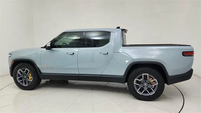 2022 Rivian R1T Adventure