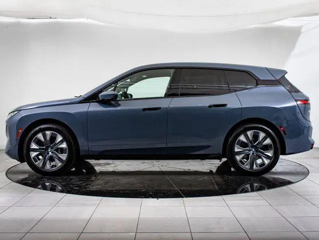 2026 BMW iX xDrive45