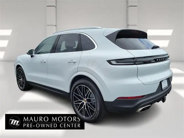 2024 Porsche Cayenne Base
