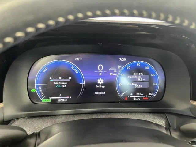 2024 Toyota Crown XLE