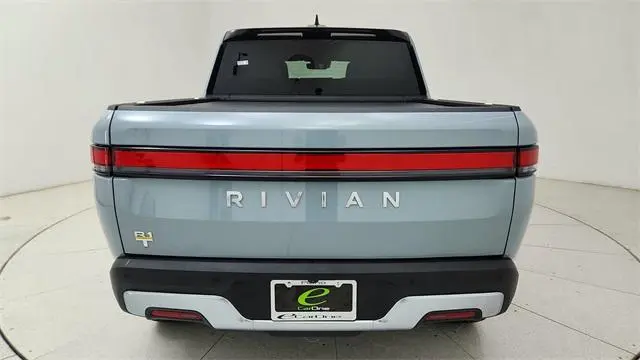 2022 Rivian R1T Adventure