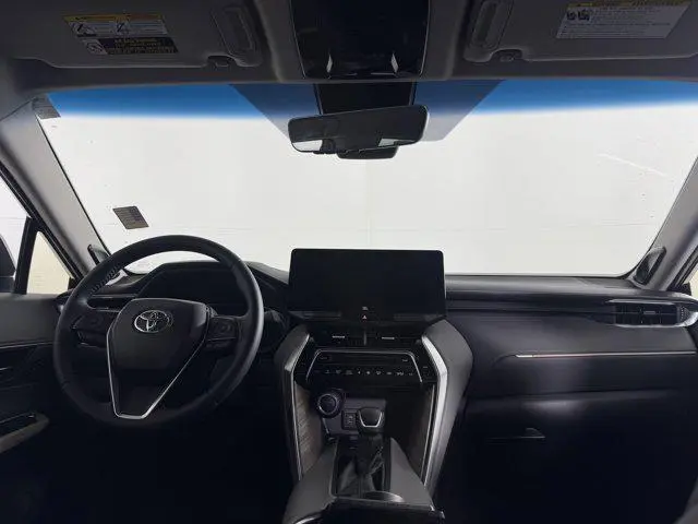 2024 Toyota Venza XLE