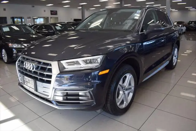 2018 Audi Q5 2.0T Premium Plus