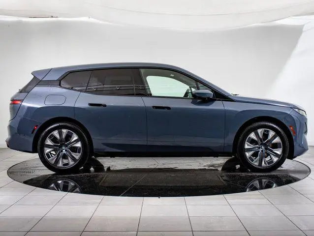 2026 BMW iX xDrive45