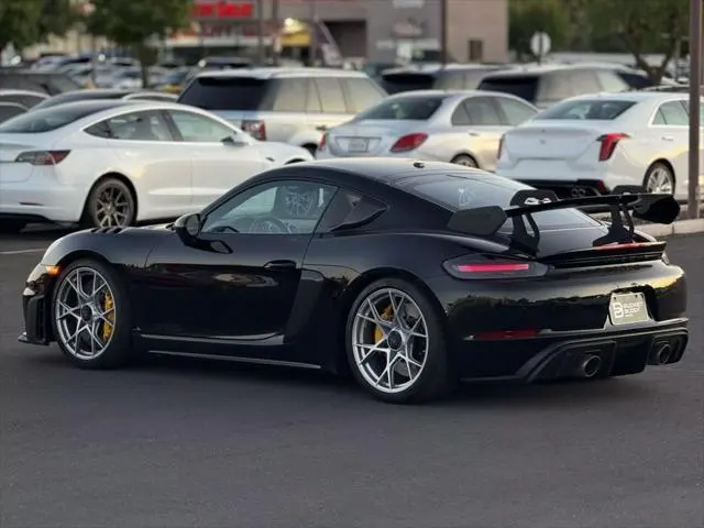 2023 Porsche 718 Cayman GT4 RS