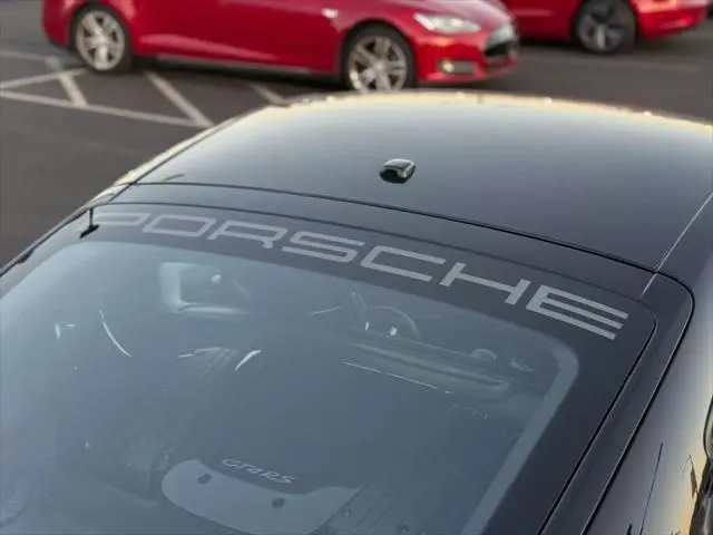 2023 Porsche 718 Cayman GT4 RS