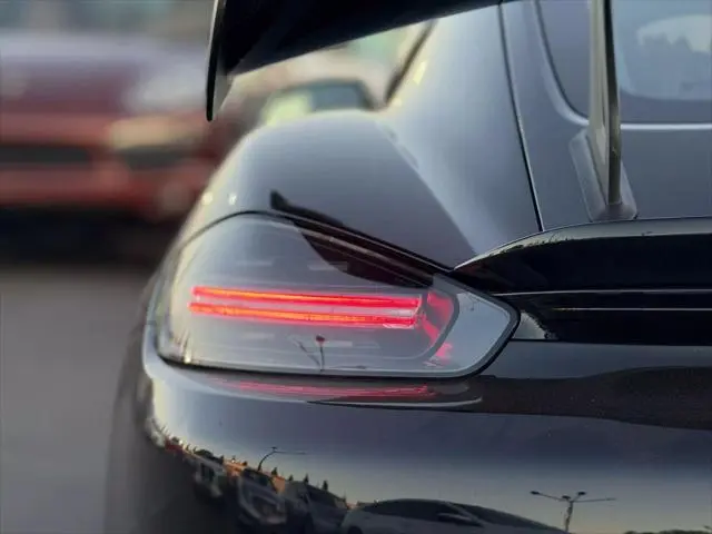 2023 Porsche 718 Cayman GT4 RS