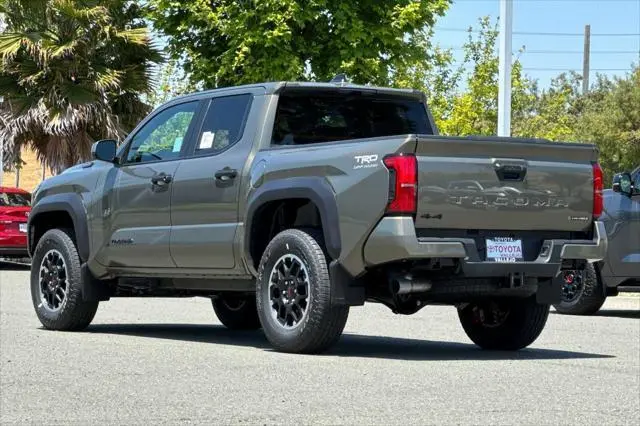 2025 Toyota Tacoma TRD Off Road