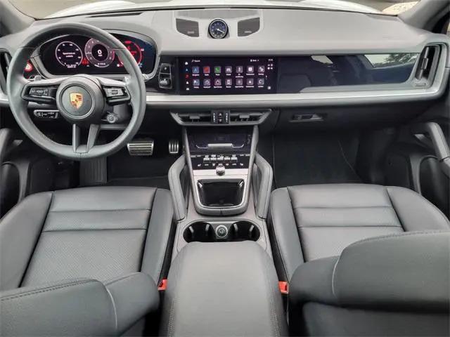 2024 Porsche Cayenne Base