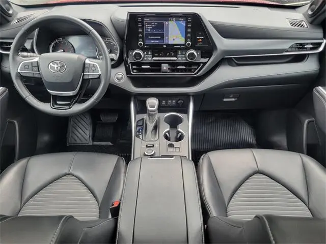 2022 Toyota Highlander XSE