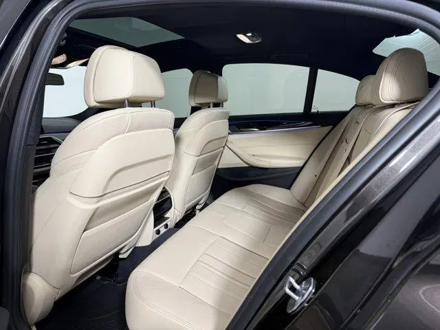 2019 BMW 530 xDrive