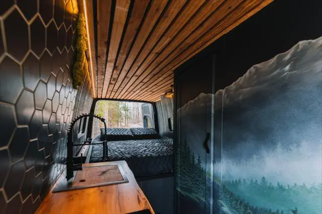 2023 Mercedes-Benz Sprinter 2500 High Roof