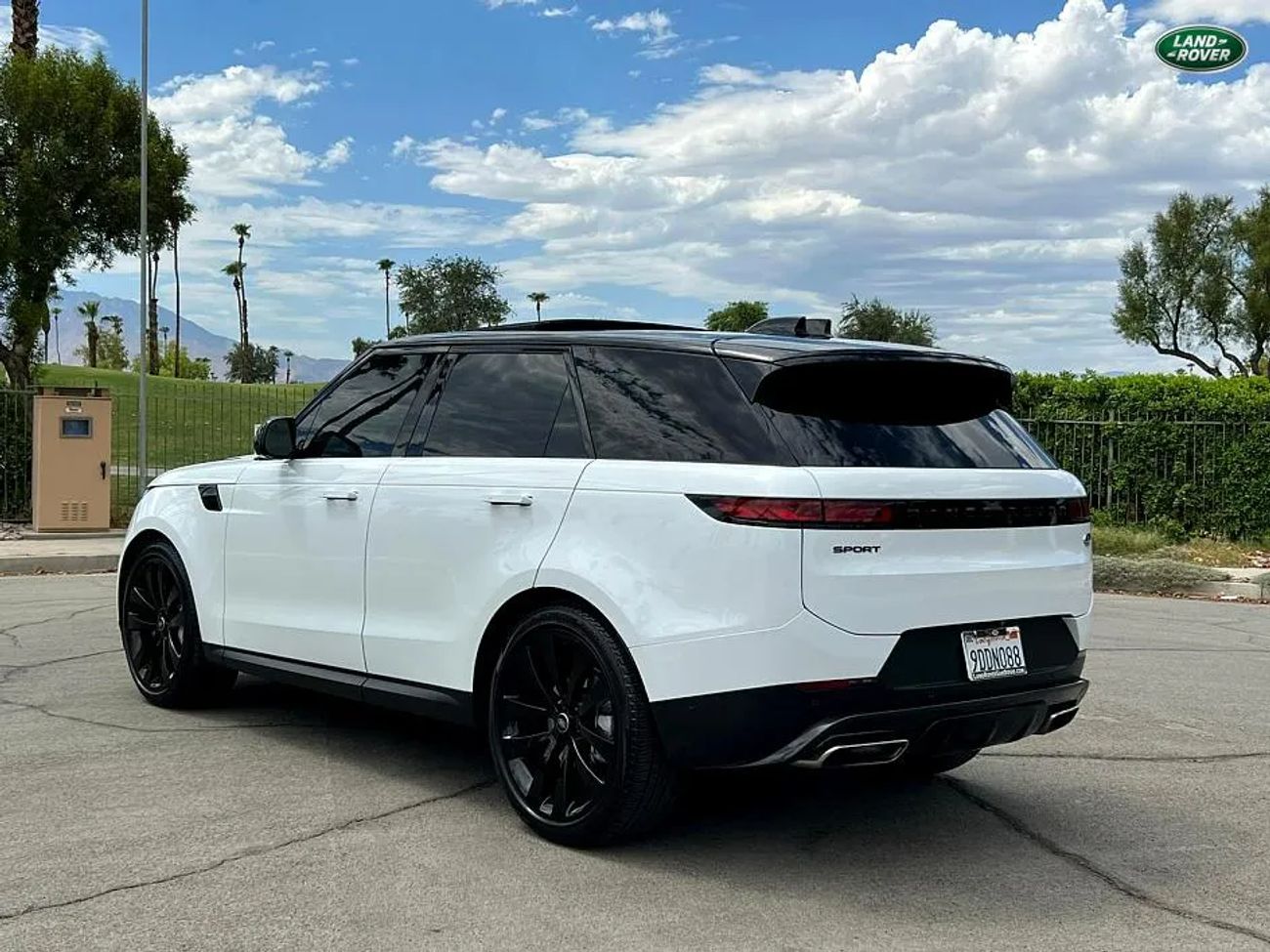 2023 LAND ROVER RANGE ROVER P360 SE