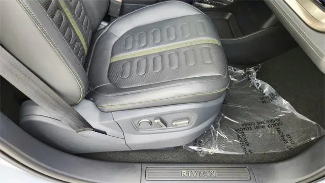 2022 Rivian R1T Adventure