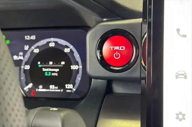 2025 Toyota Tacoma TRD Off Road
