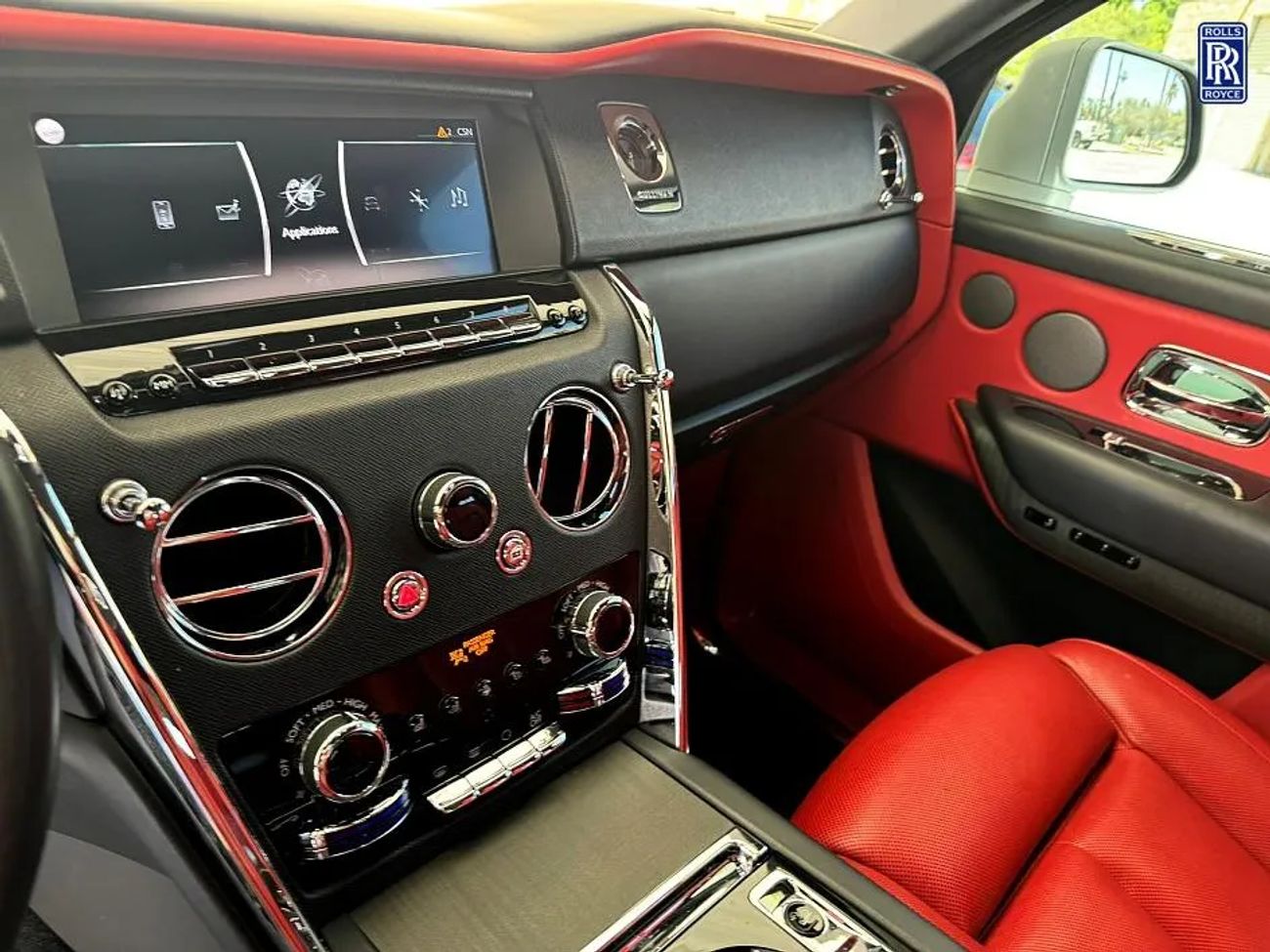 2021 ROLLS-ROYCE CULLINAN BASE