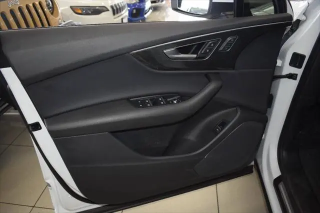 2020 Audi Q7 55 Premium