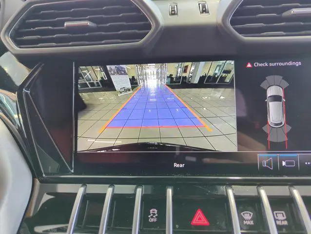 Lamborghini Urus AWD