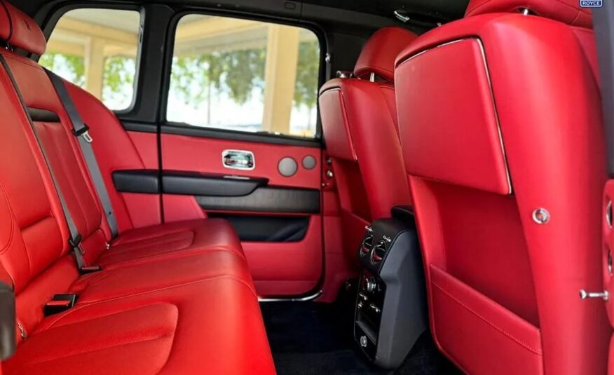2021 ROLLS-ROYCE CULLINAN BASE