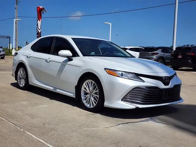 2020 Toyota Camry XLE