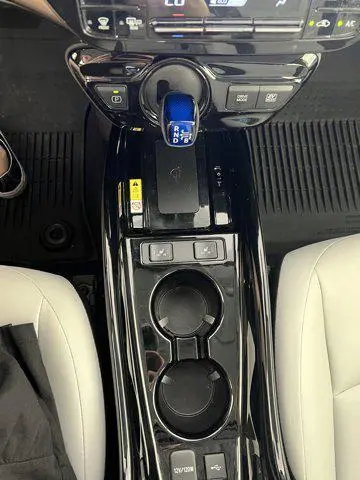2022 Toyota Prius XLE