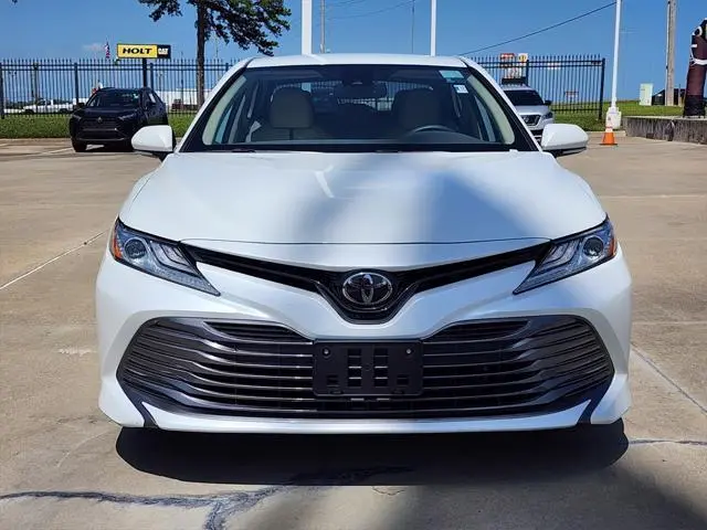 2020 Toyota Camry XLE