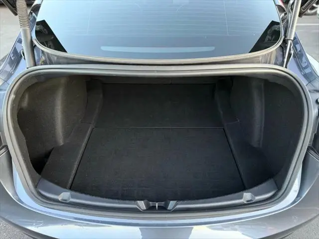 2022 Tesla Model 3 Standard Range