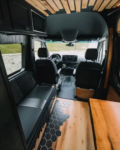 2023 Mercedes-Benz Sprinter 2500 High Roof