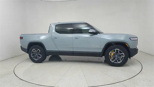 2022 Rivian R1T Adventure