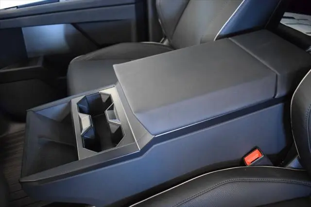 2024 Tesla Cybertruck All-Wheel Drive