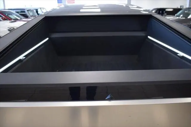 2024 Tesla Cybertruck All-Wheel Drive