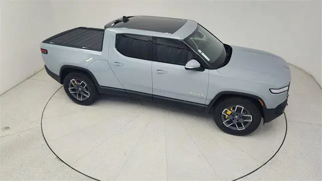 2022 Rivian R1T Adventure
