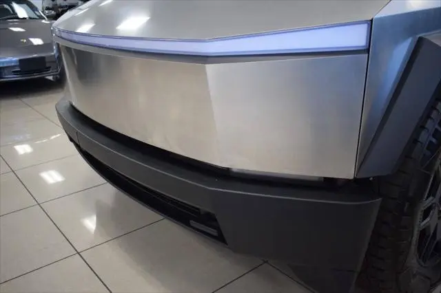 2024 Tesla Cybertruck All-Wheel Drive