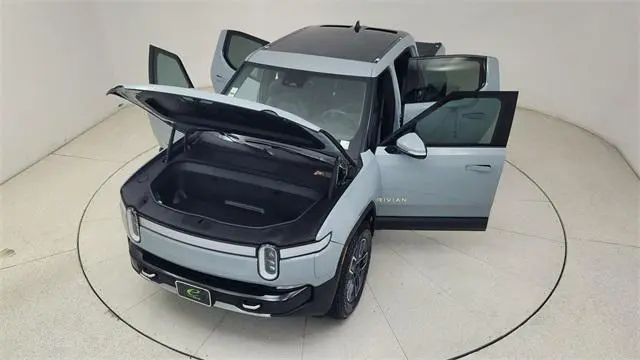 2022 Rivian R1T Adventure