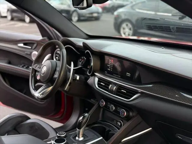 2018 Alfa Romeo Stelvio Ti Sport