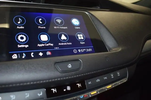 2020 Cadillac XT4 Premium Luxury