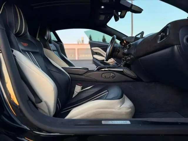 2020 Aston Martin Vantage Coupe 2D