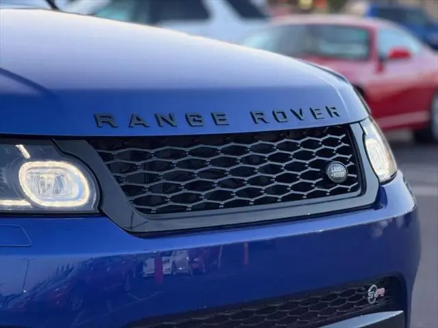2017 Land Rover Range Rover Sport 5.0L Supercharged SVR