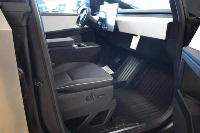 2024 Tesla Cybertruck All-Wheel Drive