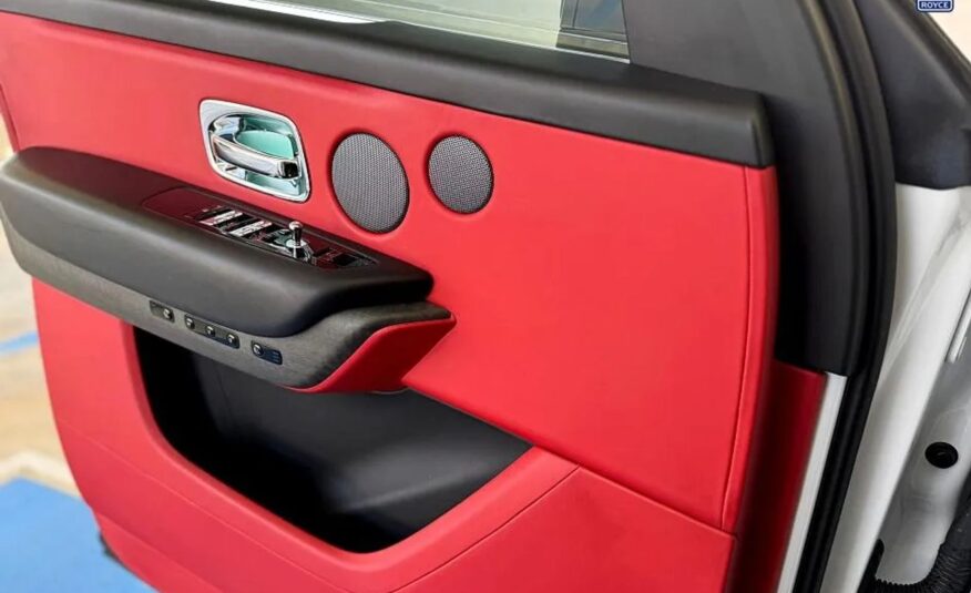 2021 ROLLS-ROYCE CULLINAN BASE