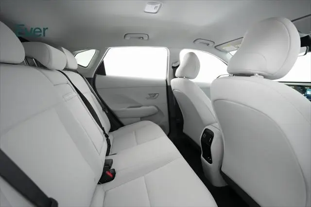 2024 Hyundai KONA EV SEL