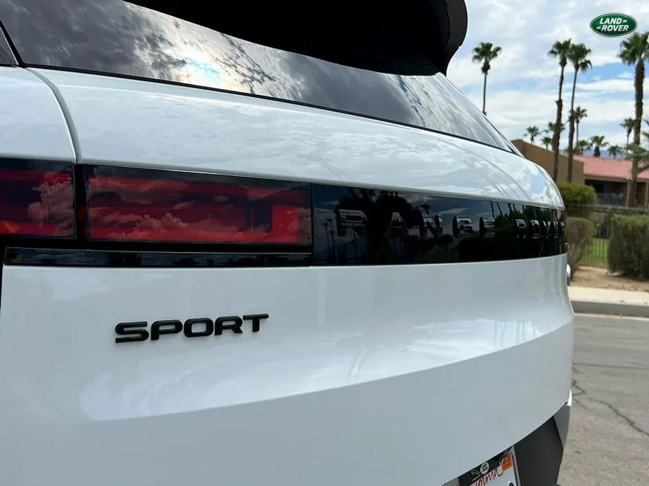 2023 LAND ROVER RANGE ROVER P360 SE