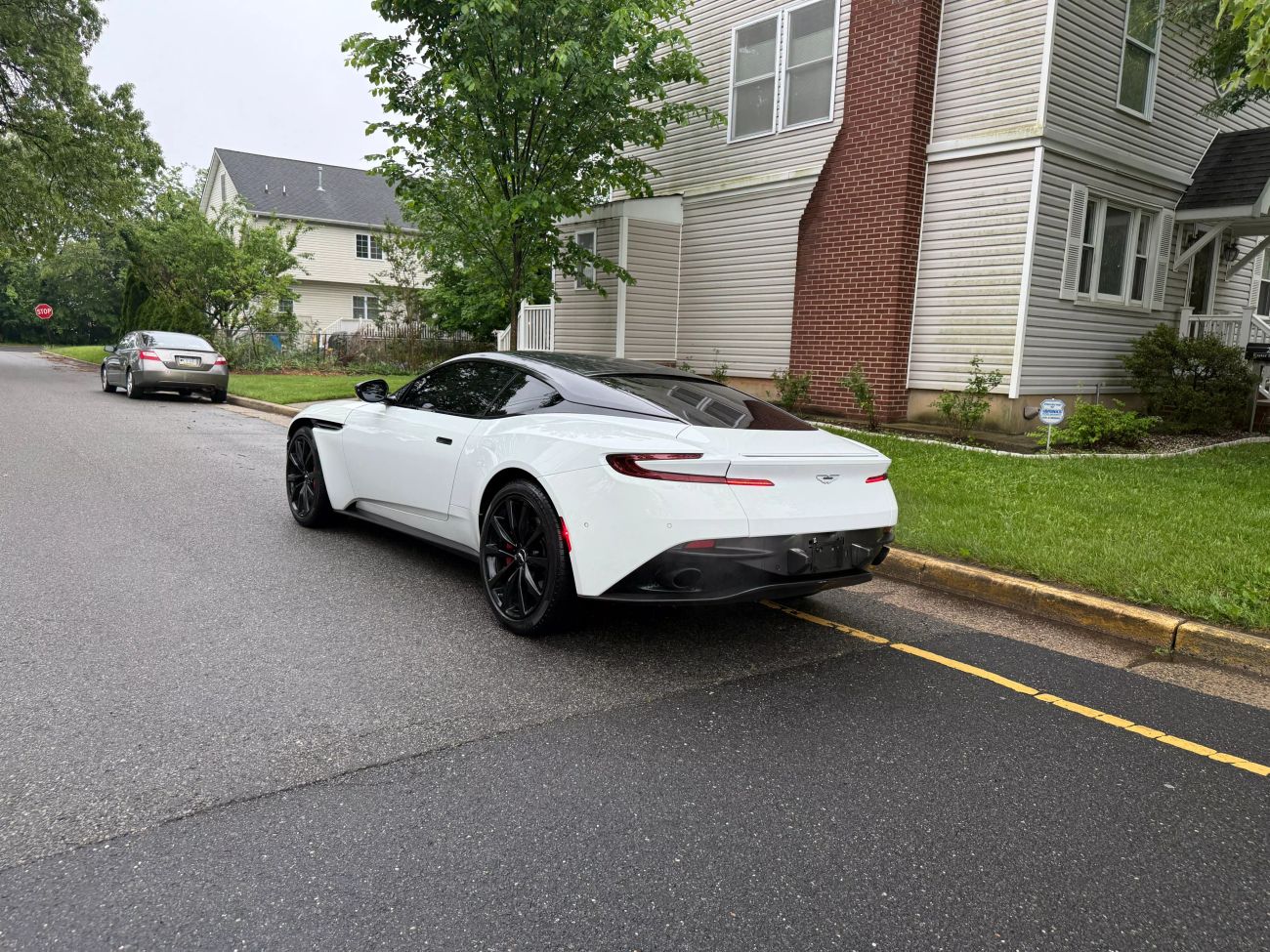 2017 ASTON MARTIN DB11 BASE