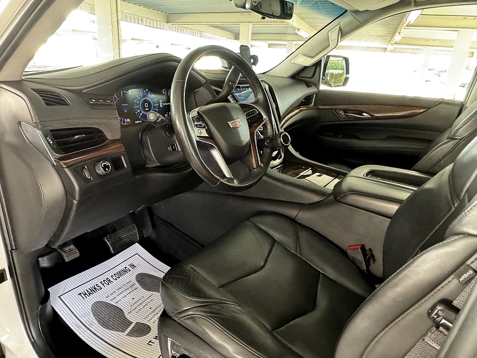 Cadillac Escalade ESV Luxury