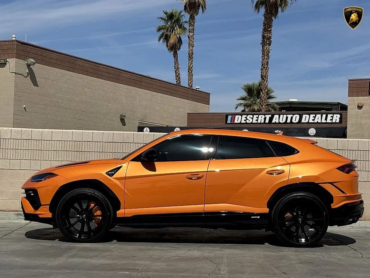 LAMBORGHINI URUS S