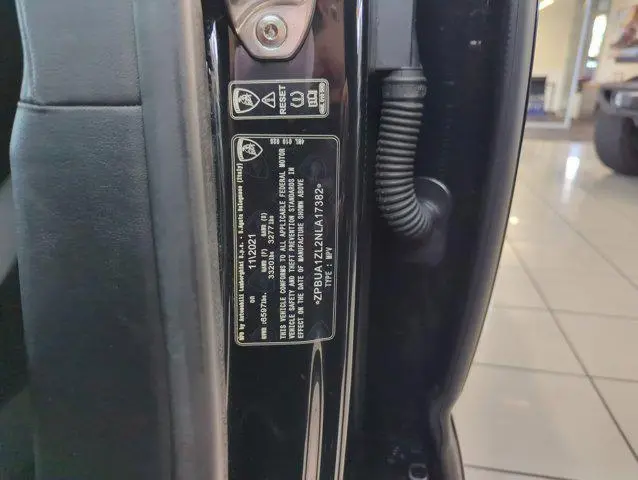 Lamborghini Urus AWD